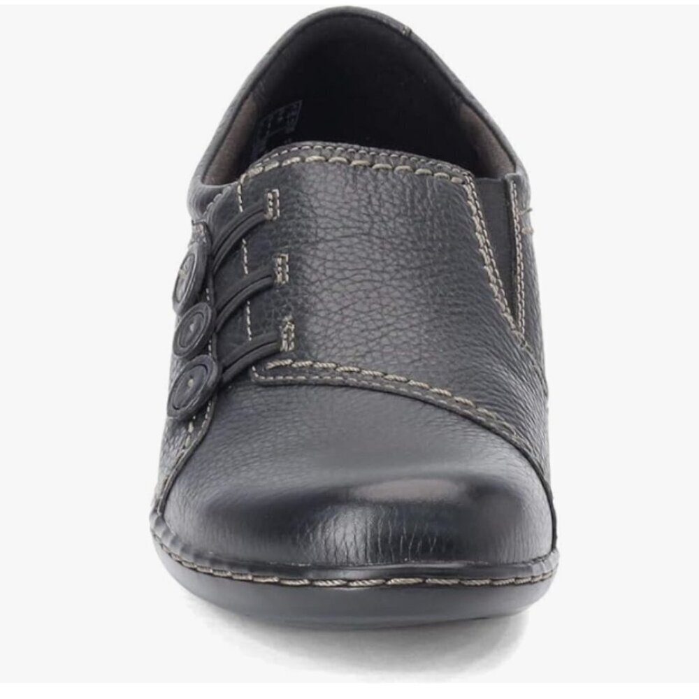 Clarks Ashland Effie Black Leather Loafers Women’s Size 6.5 Slip On